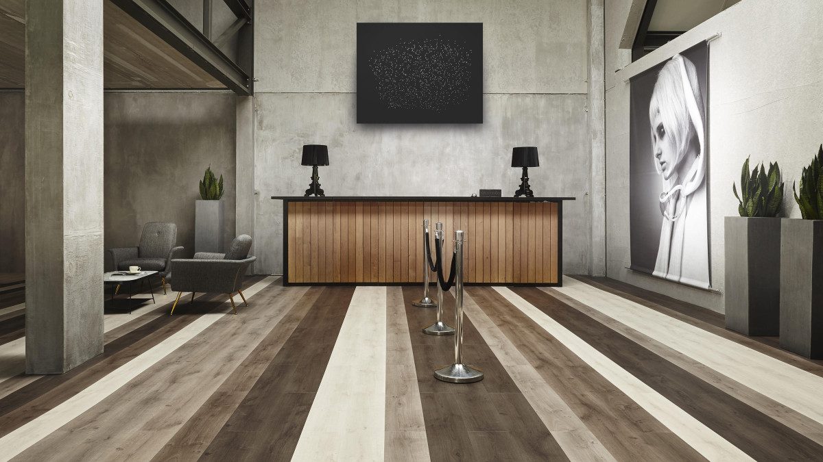 Kolekce iD Inspiration Click 55 & Click 55 Plus / Dekor RUSTIC OAK DARK GREY